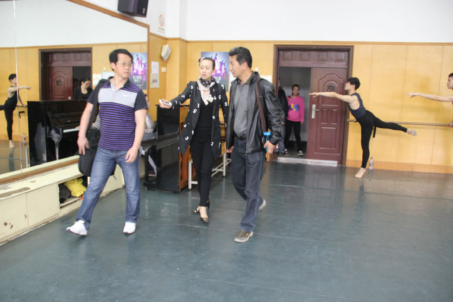 校内演出节目单(照片ï¼?410.jpg
