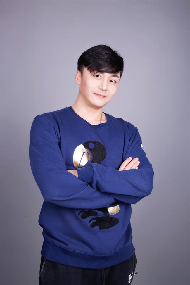 杨博文-艺术照.jpg
